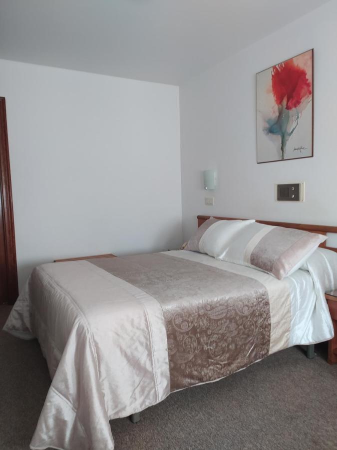 Hostal Palas โอโกรูญา ภายนอก รูปภาพ